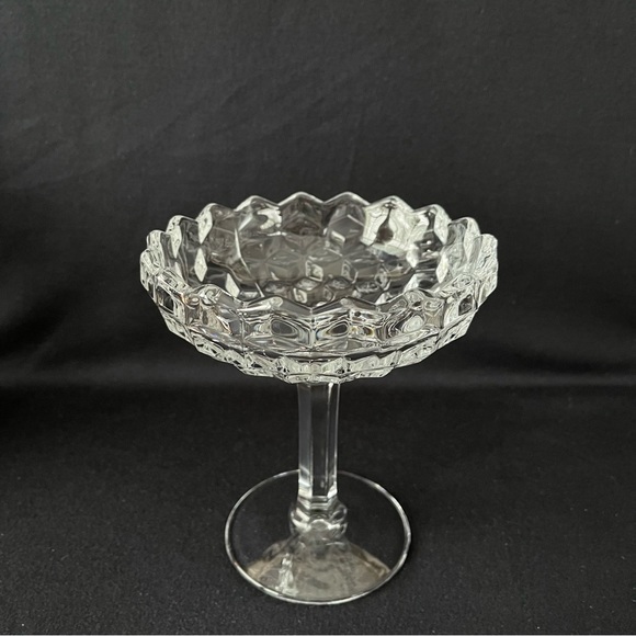 Fostoria Footed Covered Candy Dish - American - Vintage - Cube Motif - Picture 3 of 8